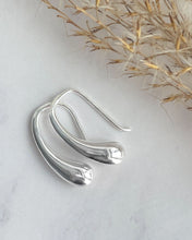 Load image into Gallery viewer, Curved Drop Earrings

