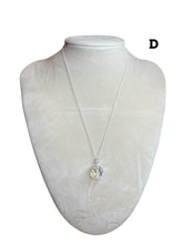 Load image into Gallery viewer, Sterling Silver Chain &amp; Small Pendant
