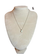 Load image into Gallery viewer, Sterling Silver Chain &amp; Small Pendant
