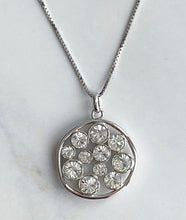 Load image into Gallery viewer, Round Clear Stones Pendant And Chain
